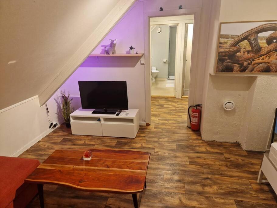 Smaller Apartment Next To Bridge 트롬쇠 외부 사진